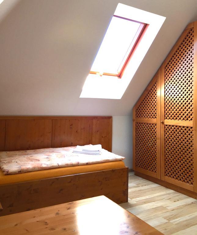 Hotel Lidicka Bouda Pec pod Snezkou Rum bild
